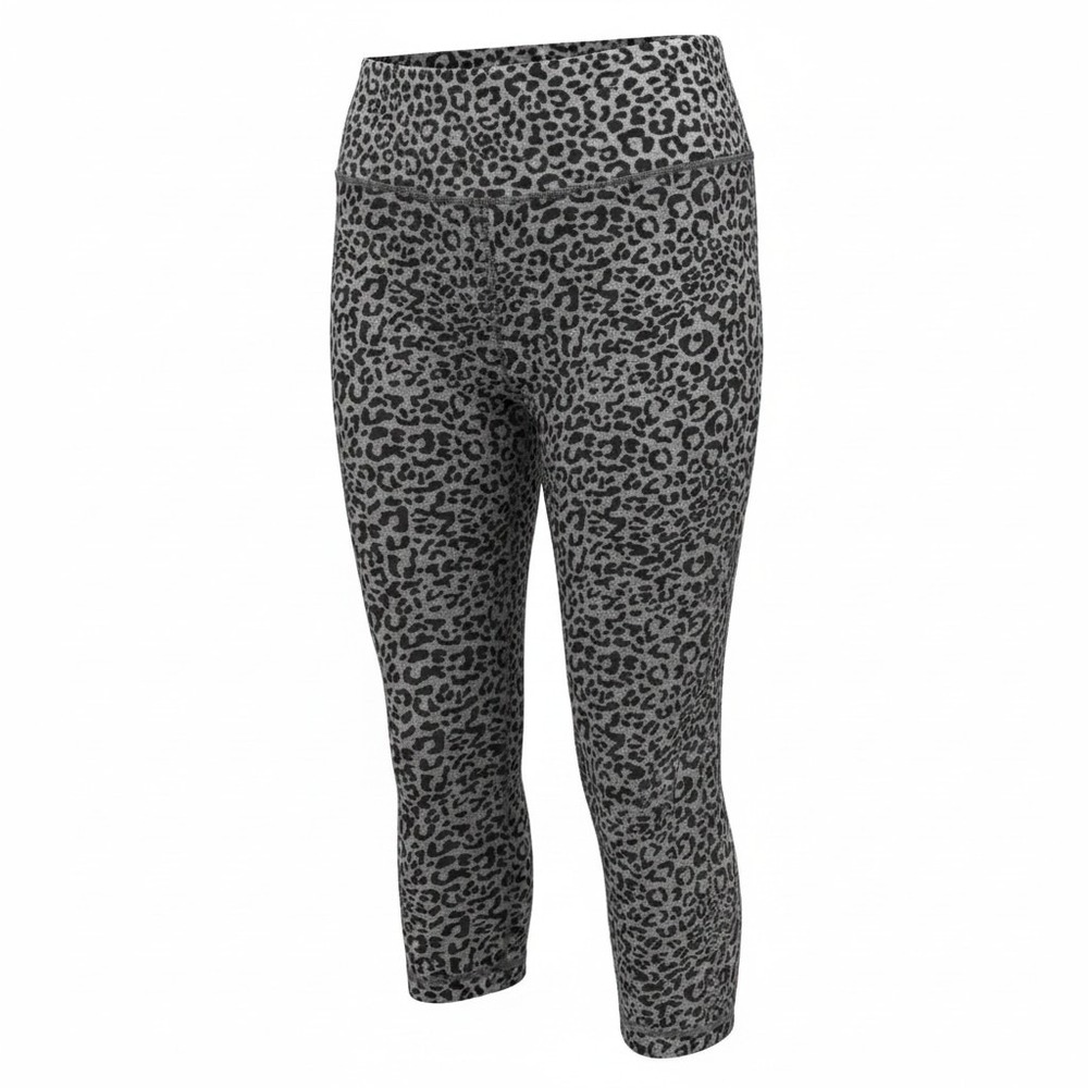 Vogo Athletica Womens XL Grey Leopard Print High Rise Capri Leggings Stretch